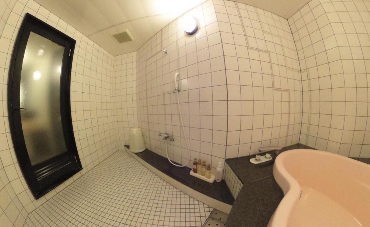 Hotel Rr (Adults Only) Yokkaichi Exterior photo