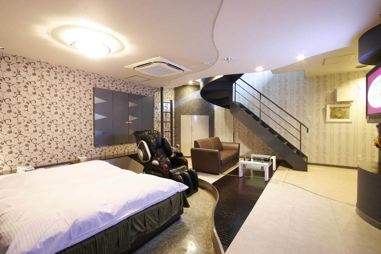 Hotel Rr (Adults Only) Yokkaichi Exterior photo